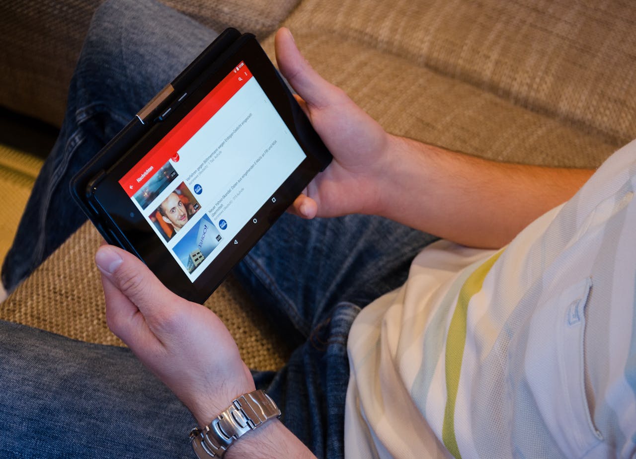 kenapa youtube tidak bisa dibuka padahal sudah di update