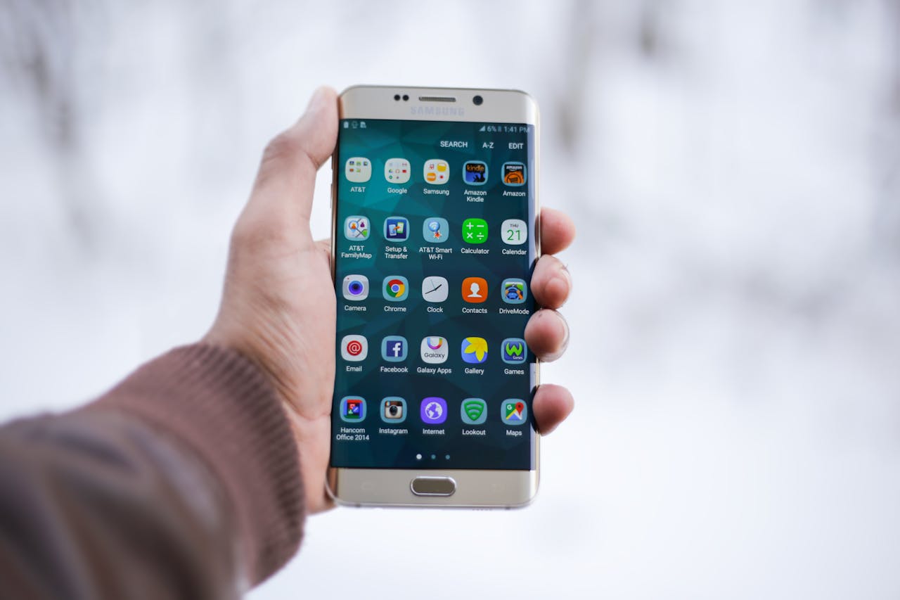 cara mengatasi aplikasi yang sering crash di Android